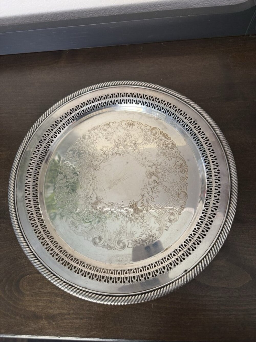 Vintage Gorgeous WM Roger’s 170 Serving Tray Silver Plate 10'' Round Made In USA